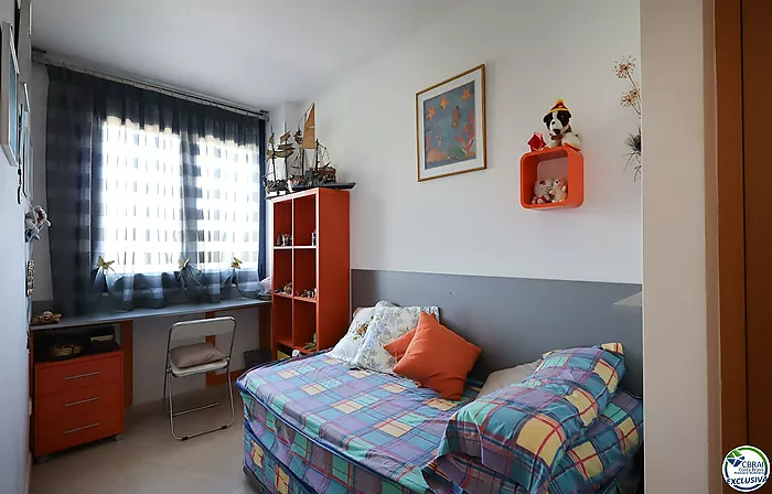 3-Bedroom Apartment with Terrace and Parking Space at Port of Llançà