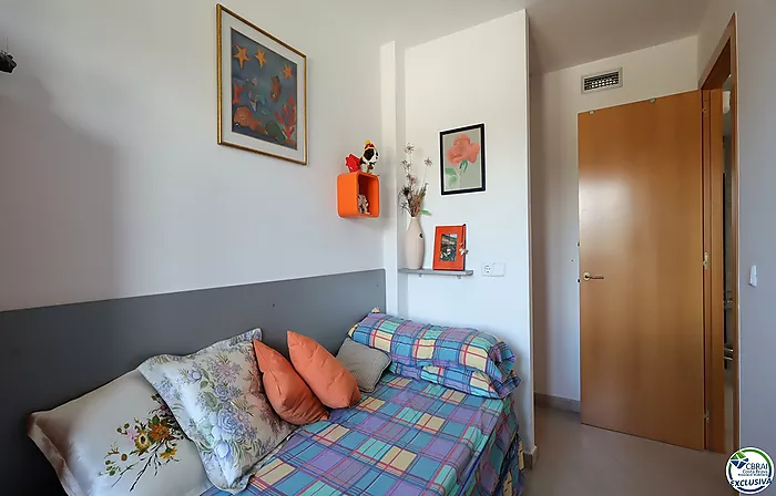 3-Bedroom Apartment with Terrace and Parking Space at Port of Llançà
