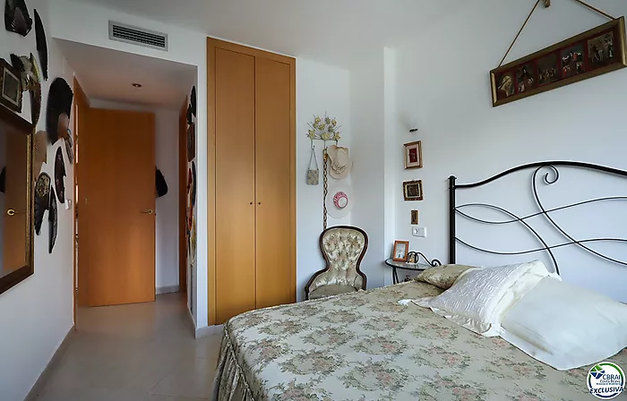3-Bedroom Apartment with Terrace and Parking Space at Port of Llançà