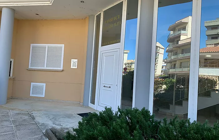MAGNIFICENT APARTMENT WITH SEA VIEW IN SALATA ROSAS with tourist license
