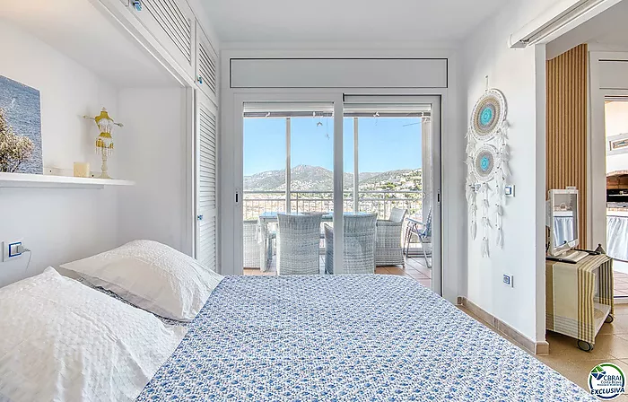 Apartment with views in Puig Rom – Roses