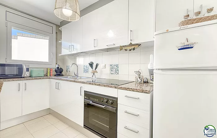 Apartment with views in Puig Rom – Roses