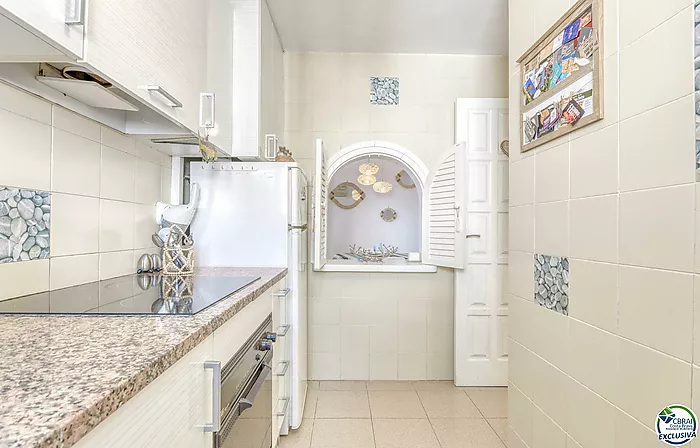 Apartment with views in Puig Rom – Roses