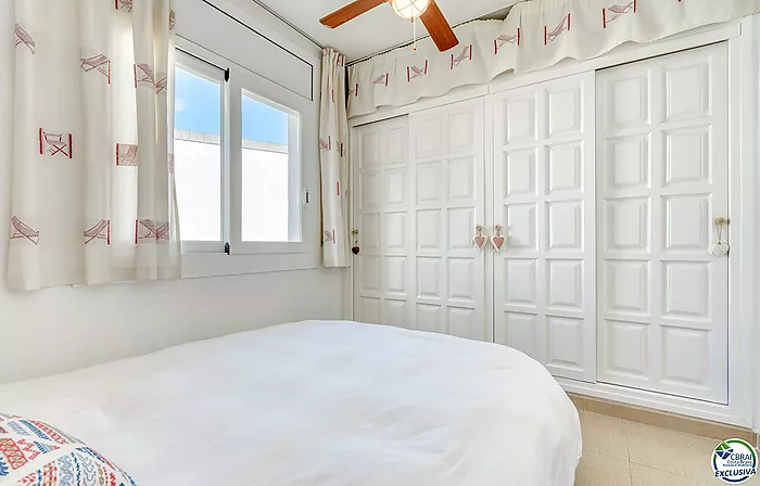 Apartment with views in Puig Rom – Roses