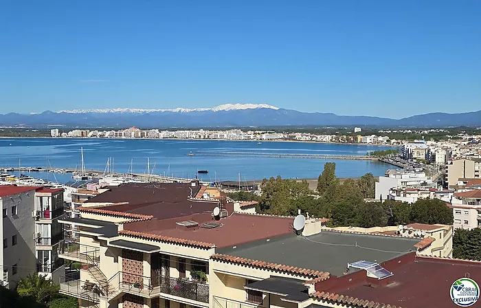 Apartment with views in Puig Rom – Roses
