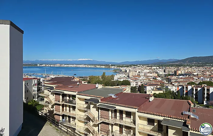Apartment with views in Puig Rom – Roses