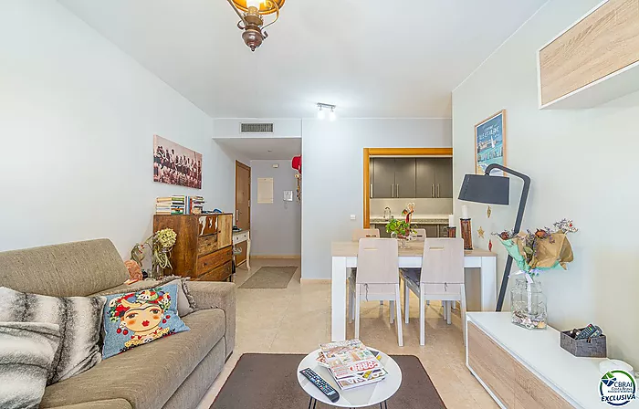 Two-bedroom flat with communal pool – Mas Oliva, Roses