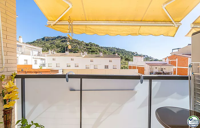 Two-bedroom flat with communal pool – Mas Oliva, Roses