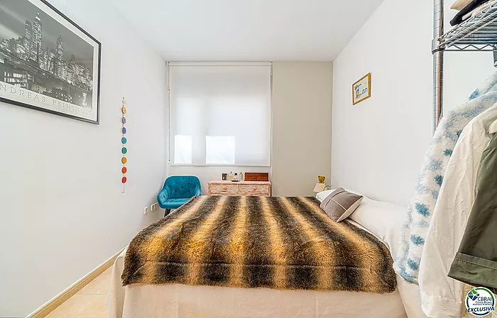 Two-bedroom flat with communal pool – Mas Oliva, Roses
