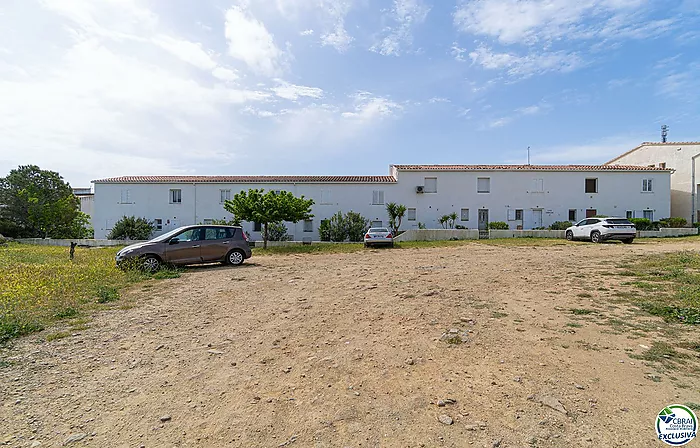 Semi-detached chalet for sale on Joan Timoneda Street