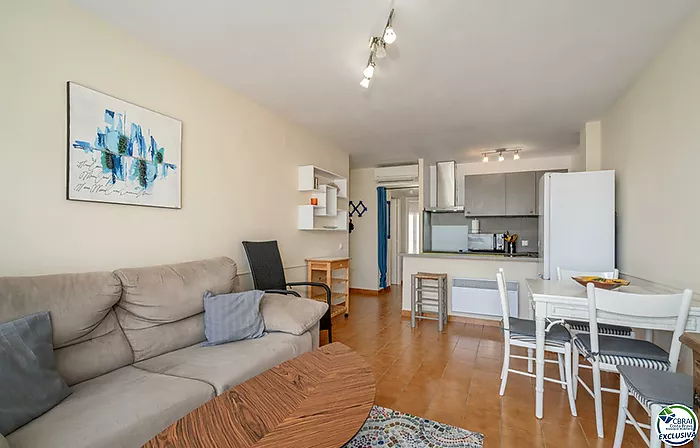 Bel appartement avec belle terrasse, et solarium avec vue sur la mer