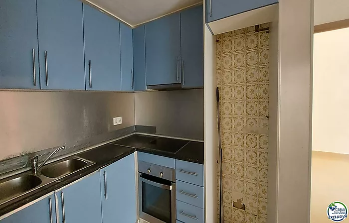 Appartement 1 chambre proche du centre avec une vue laterale mer