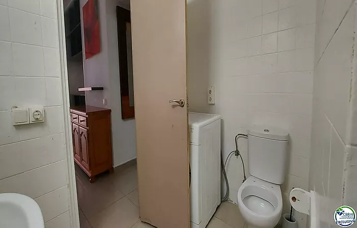 Appartement 1 chambre proche du centre avec une vue laterale mer