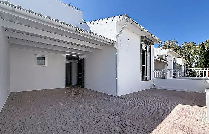 Maison 3 Chambres renovée a Montseny - Empuriabrava