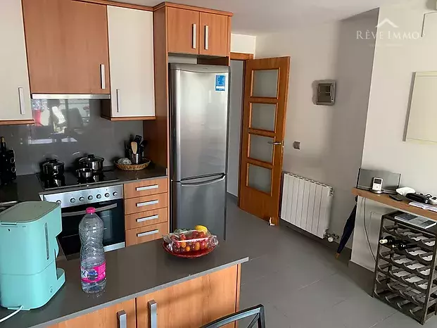 Très Bel Appartement Dernier Etage au Centre de Rosas