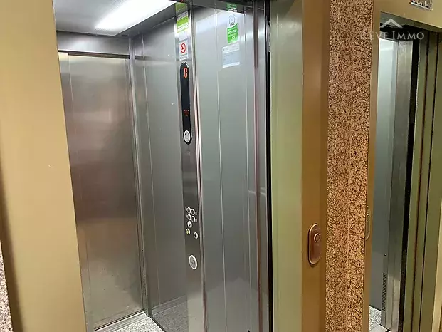 Très Bel Appartement Dernier Etage au Centre de Rosas