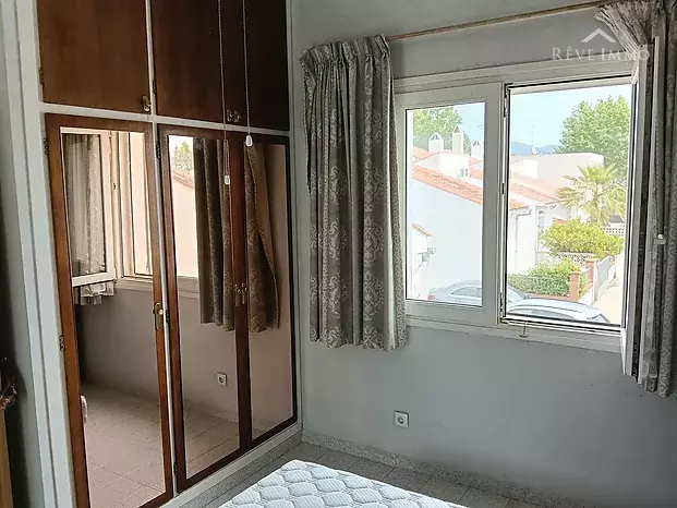 Charmante Maison 3 chambres Secteur Montseny á Empuriabrava