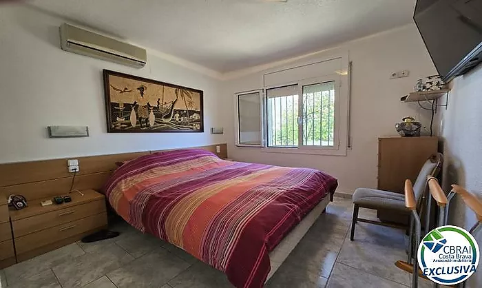 Maison avec piscine et licence touristique - secteur Peni