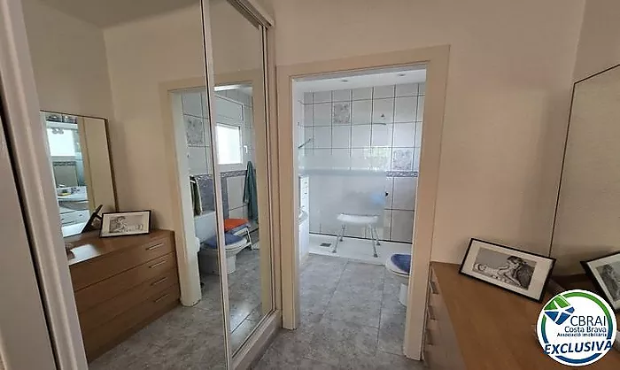 Maison avec piscine et licence touristique - secteur Peni