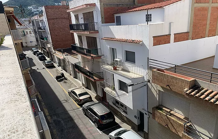 Très Bel Appartement Dernier Etage au Centre de Rosas