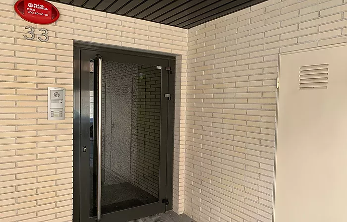 Très Bel Appartement Dernier Etage au Centre de Rosas