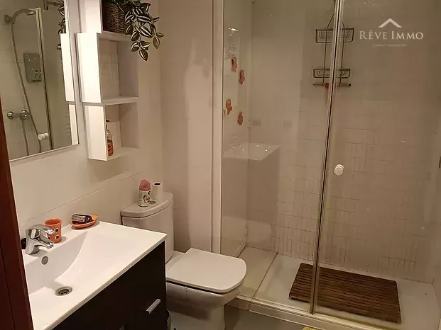 Très Bel Appartement Dernier Etage au Centre de Rosas