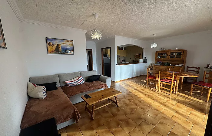 Appartement à Empuriabrava avec vue sur le port et amarrage privé