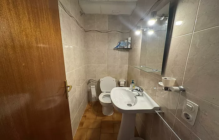 Appartement à Empuriabrava avec vue sur le port et amarrage privé