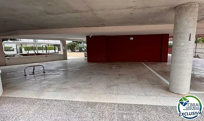 Plaza de aparcamiento en venta - Centro Comercial Santa Margarita