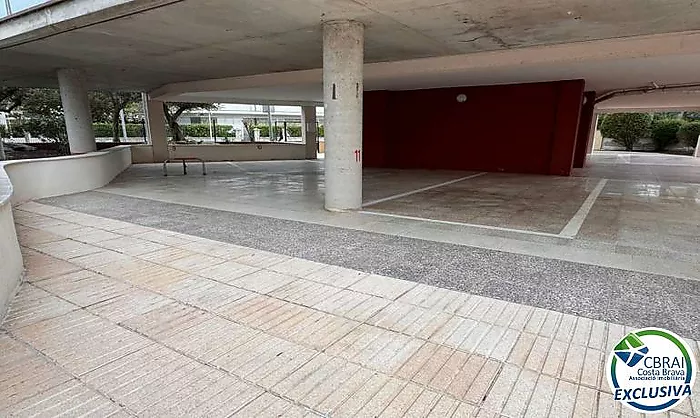Plaza de aparcamiento en venta - Centro Comercial Santa Margarita