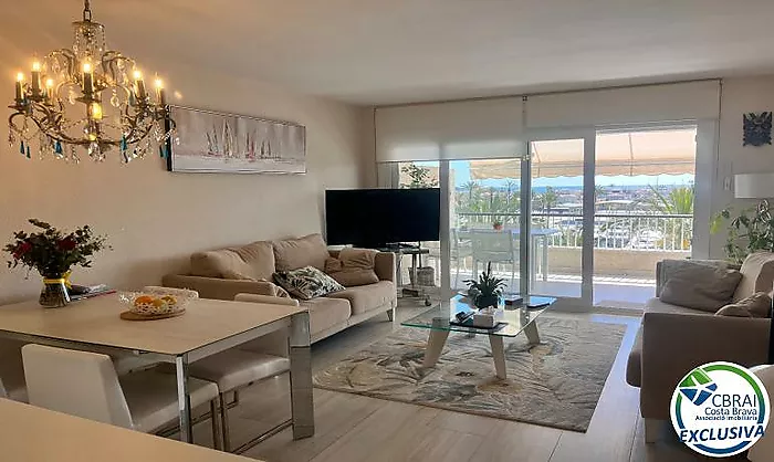 PORT GREC Exclusivo apartamento renovado con vistas panorámicas al mar y al canal