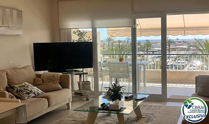 PORT GREC Exclusivo apartamento renovado con vistas panorámicas al mar y al canal