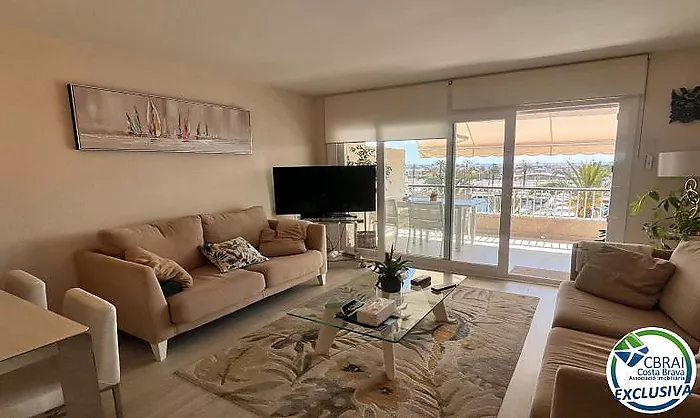 PORT GREC Exclusivo apartamento renovado con vistas panorámicas al mar y al canal