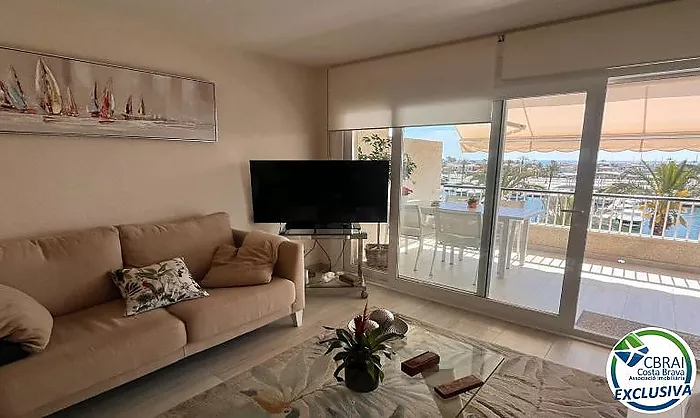 PORT GREC Exclusivo apartamento renovado con vistas panorámicas al mar y al canal