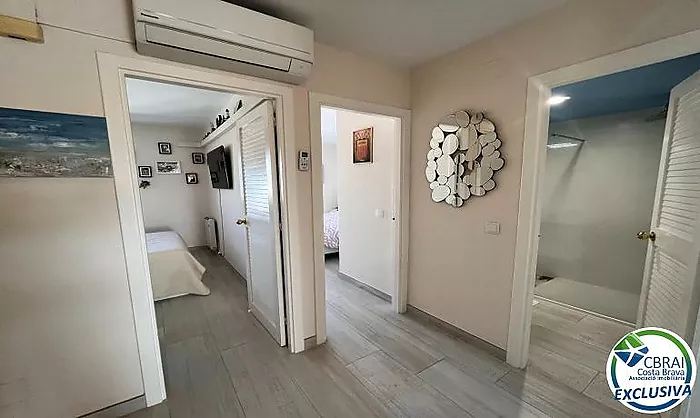 PORT GREC Exclusivo apartamento renovado con vistas panorámicas al mar y al canal