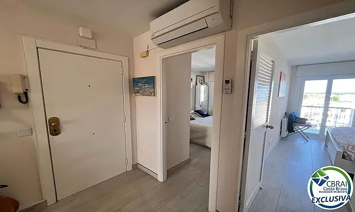 PORT GREC Exclusivo apartamento renovado con vistas panorámicas al mar y al canal