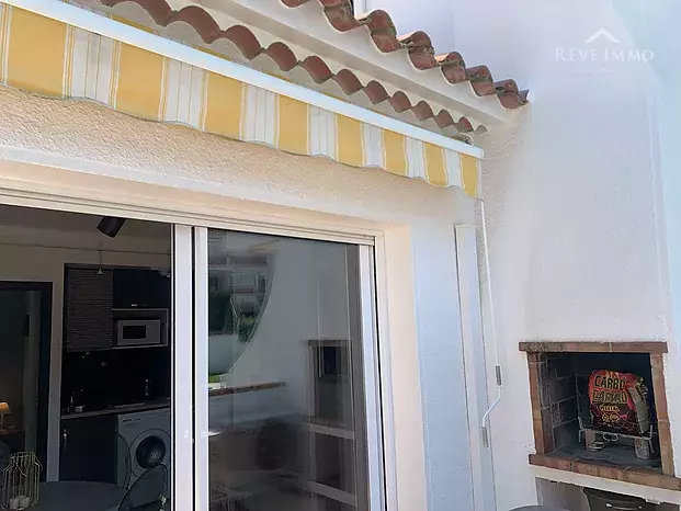 Bonito piso en Jardins Roses con piscina comunautaria