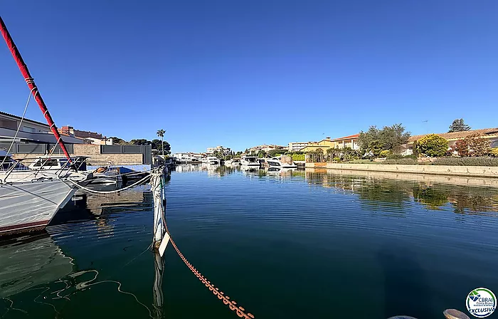 Amarre de 4 x 12 M. para embarcaciones de vela como de motor,