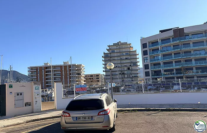 Amarre de 4 x 12 M. para embarcaciones de vela como de motor,
