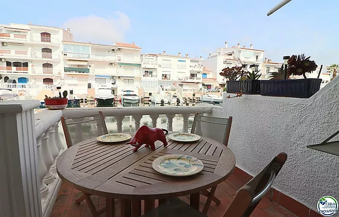 Casa adosada con amarre privado de 10mx3m en Porto Fino, Empuriabrava