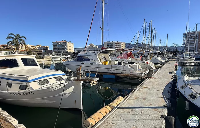 Amarre de 3 x 8 metros, para embarcación de de vela y de motor.