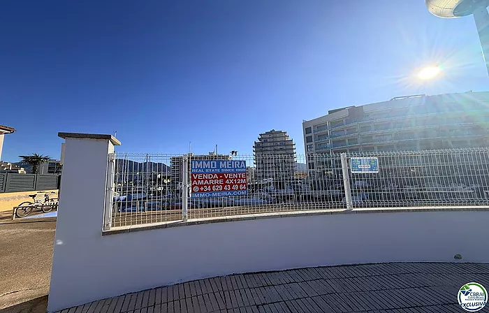 Amarre de 3 x 8 metros, para embarcación de de vela y de motor.