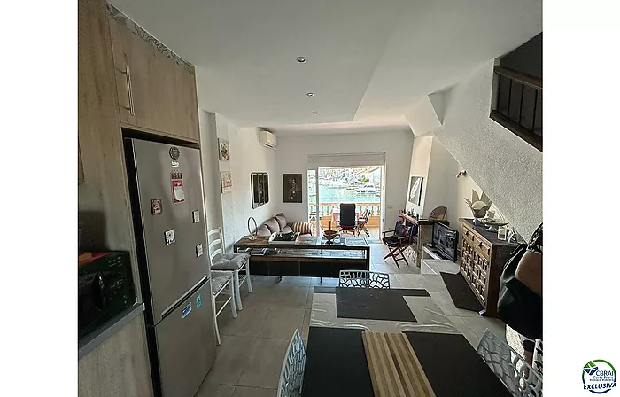 Preciosa casa de pescador con licencia turística en Caballito de mar delante de los puentes, vista canal y mar, amarre de 10,40 x 3,50 m y garaje