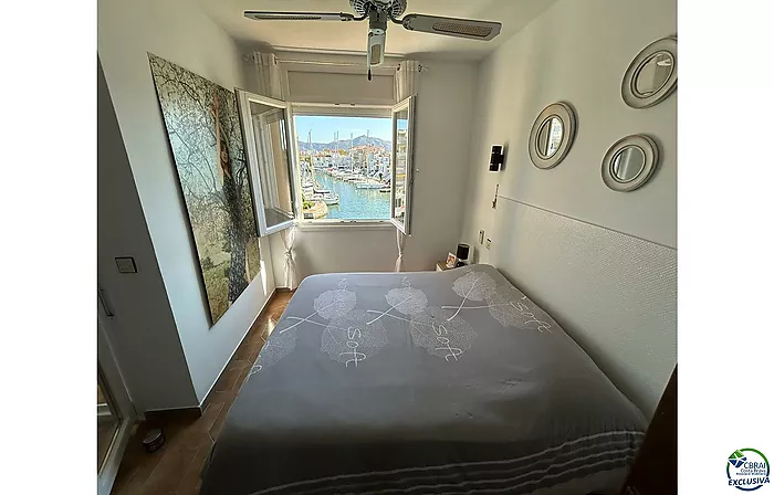 Preciosa casa de pescador con licencia turística en Caballito de mar delante de los puentes, vista canal y mar, amarre de 10,40 x 3,50 m y garaje