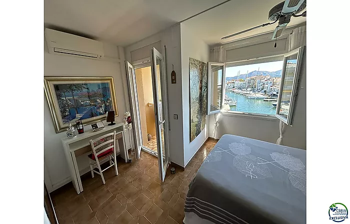 Preciosa casa de pescador con licencia turística en Caballito de mar delante de los puentes, vista canal y mar, amarre de 10,40 x 3,50 m y garaje