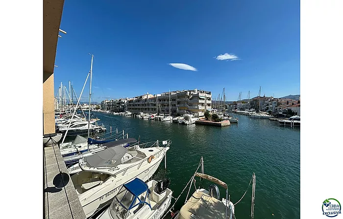 Preciosa casa de pescador con licencia turística en Caballito de mar delante de los puentes, vista canal y mar, amarre de 10,40 x 3,50 m y garaje