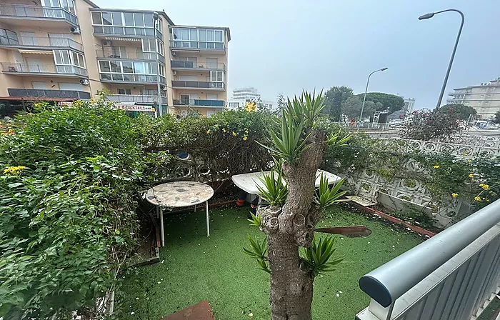 Apartamento 1 habitación con jardín privado en Santa Margarita