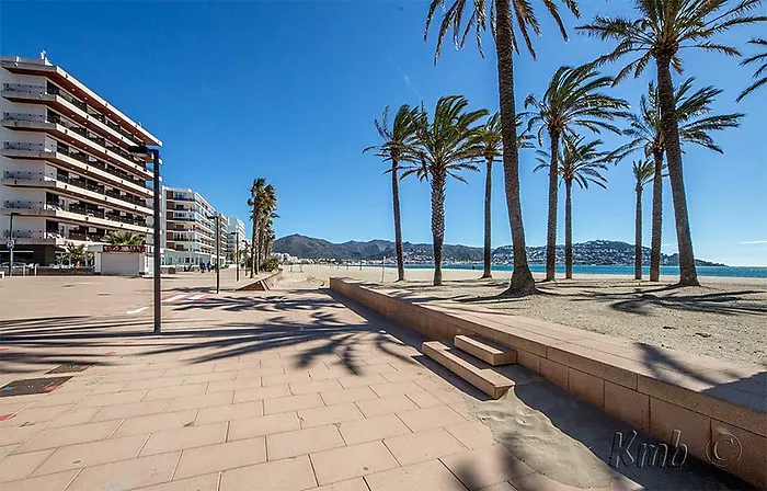 Apartamento 1 habitación con jardín privado en Santa Margarita