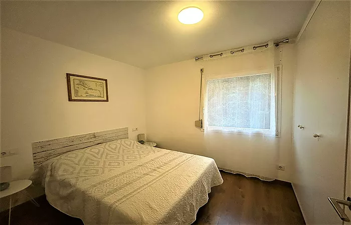 APARTAMENTO REFORMADO CON VISTAS AL MAR Y LICENCIA TURÍSTICA
