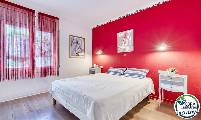 Apartament totalment reformat amb vistes al mar al 2n moll de Roses